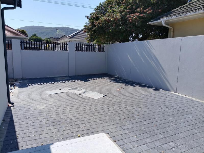 To Let 3 Bedroom Property for Rent in Parow North Western Cape